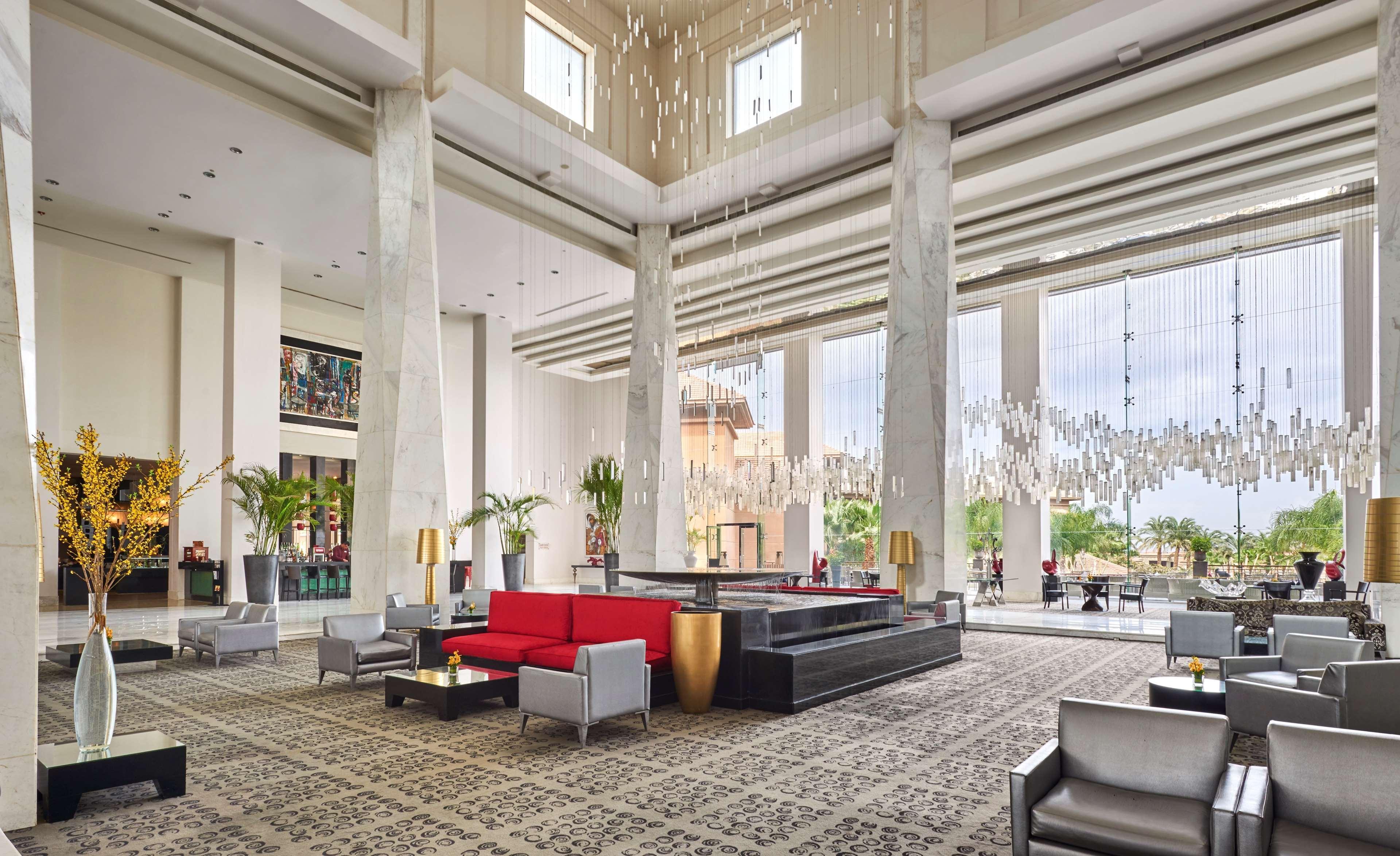 Hotel Dusit Thani Lakeview Il Cairo